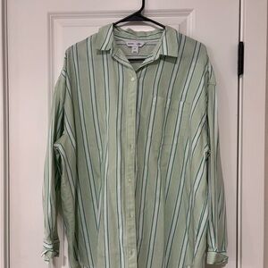 Old Navy Boyfriend Button up NWOT